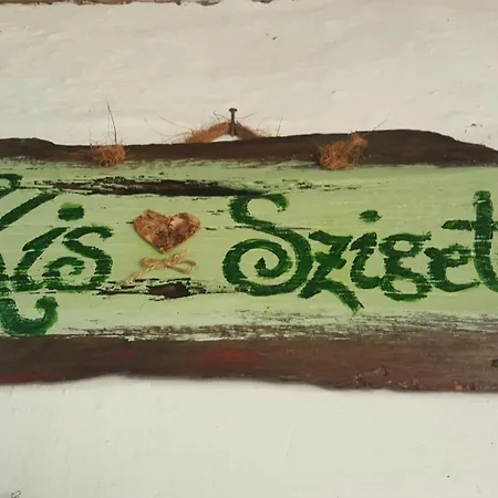 Kis Sziget Vendeghaz * Nagyborzsony