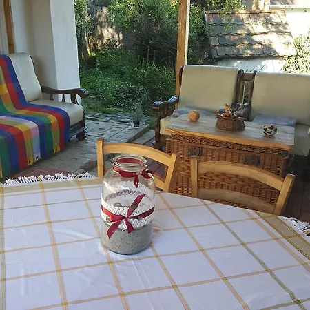 Kis Sziget Vendeghaz *